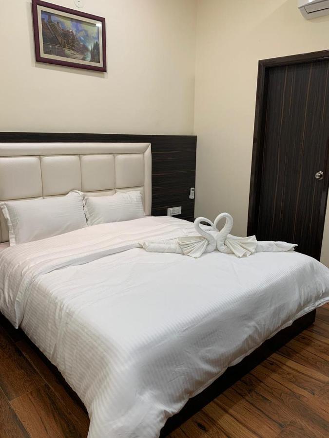Hotel Kabir Residency Amritsar Bagian luar foto