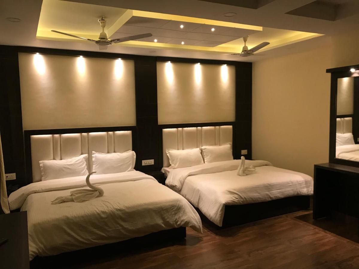 Hotel Kabir Residency Amritsar Bagian luar foto